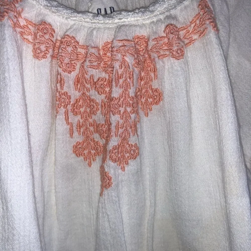 Gap Coral Embroidered Top